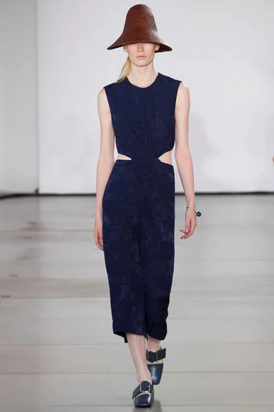 Look 23